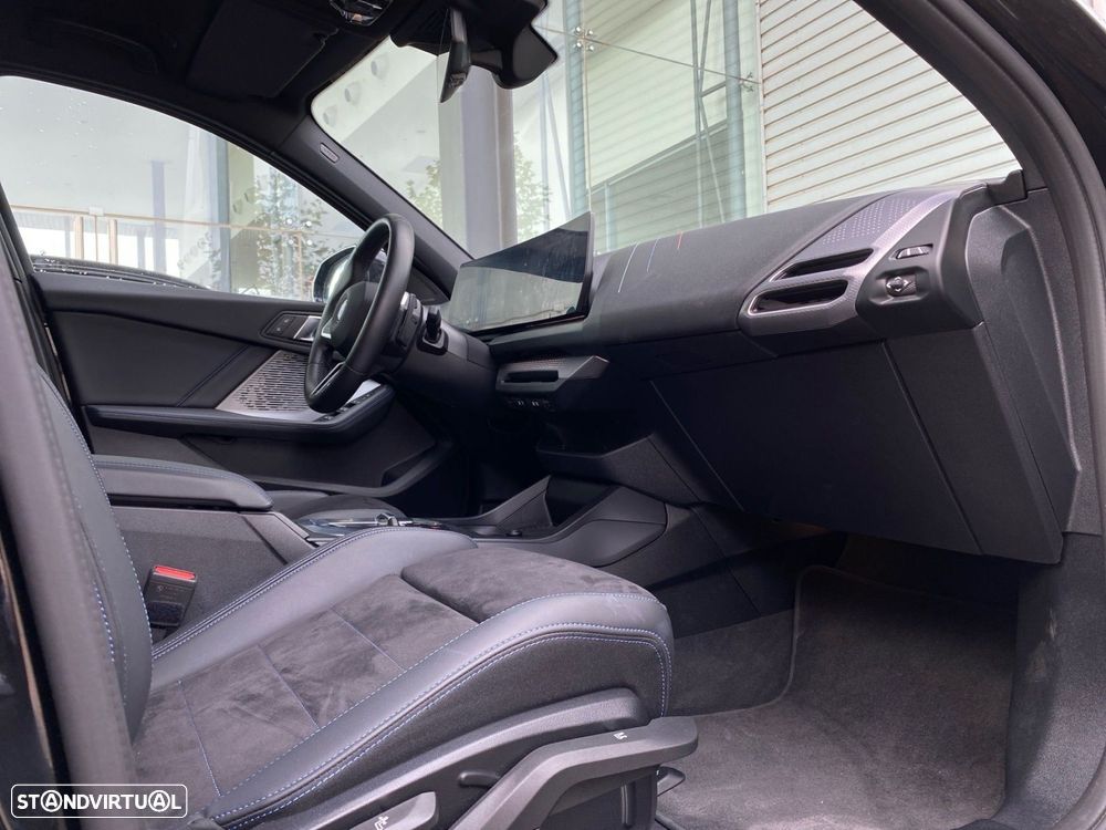 BMW 116 Pack Desportivo M — fotografia 22