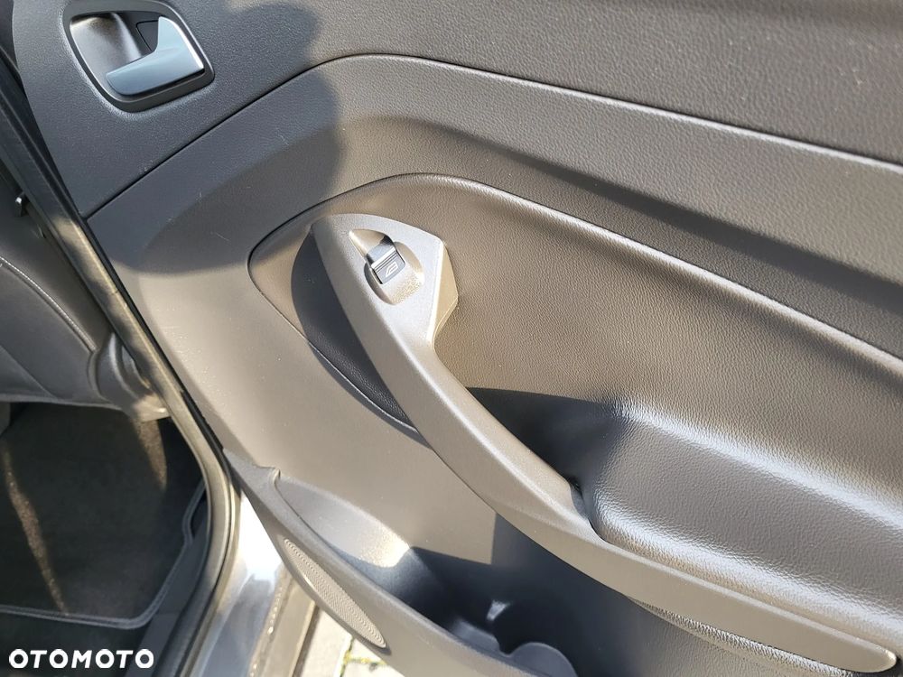 Ford Kuga 1.5 EcoBoost 2x4 Individual - 31