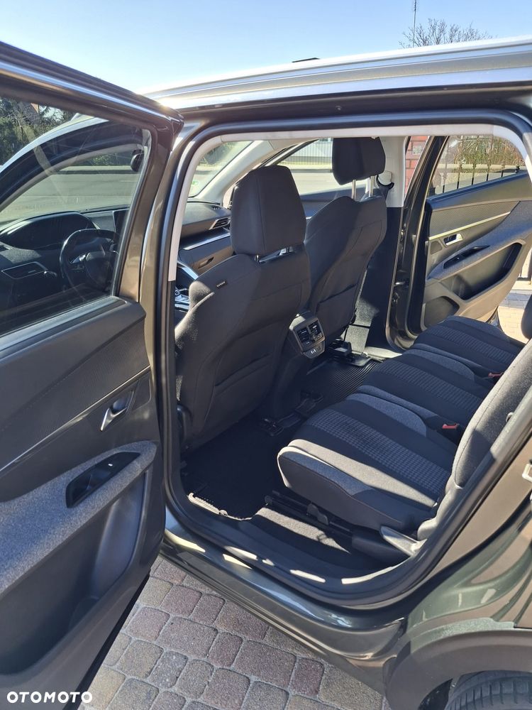 Peugeot 5008 1.5 BlueHDi Active S&S EAT8 - 11