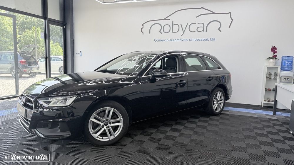 Audi A4 Avant 30 TDI Advanced S tronic — fotografia 8