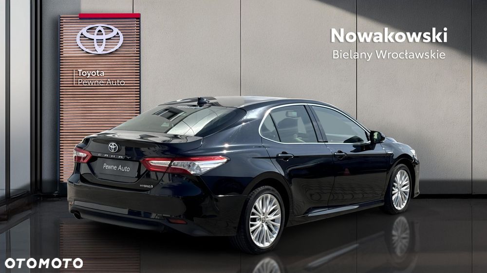 Toyota Camry 2.5 Hybrid Executive CVT - 4