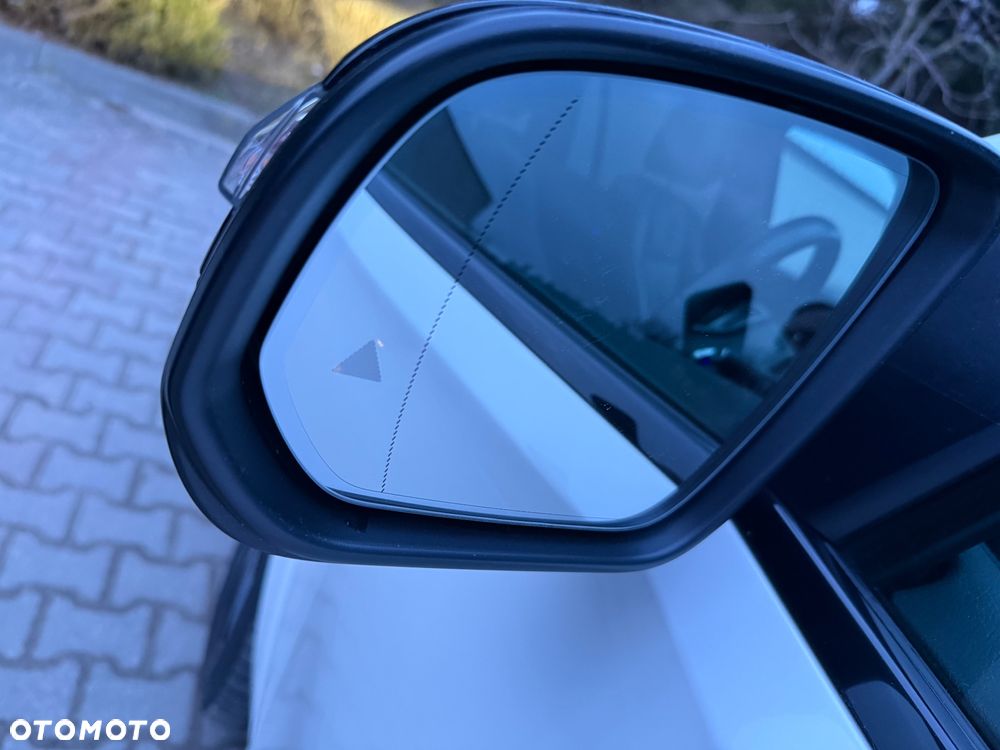 Mercedes-Benz GLS - 38