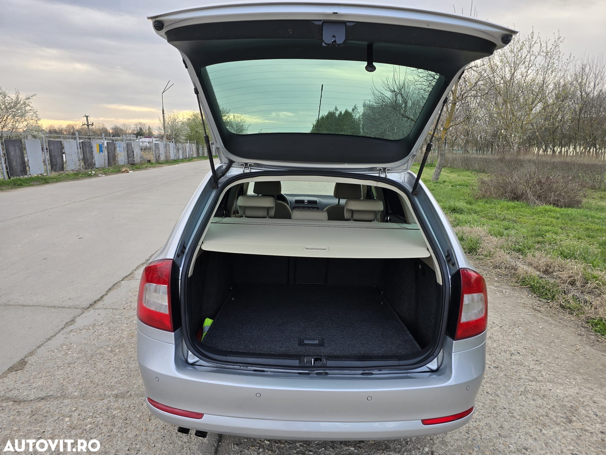 Skoda Octavia Combi 1.4 TSI Elegance - 14