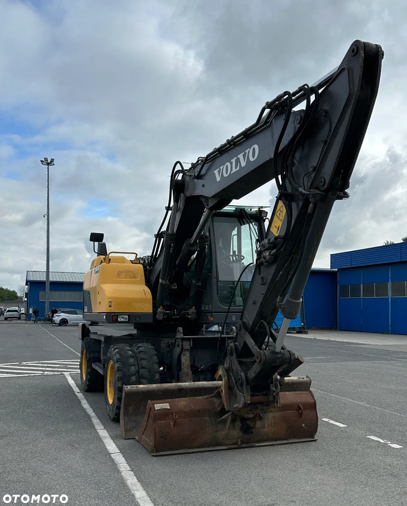 Volvo EW140D - 5