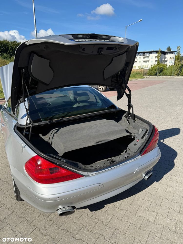 Mercedes-Benz SL - 23