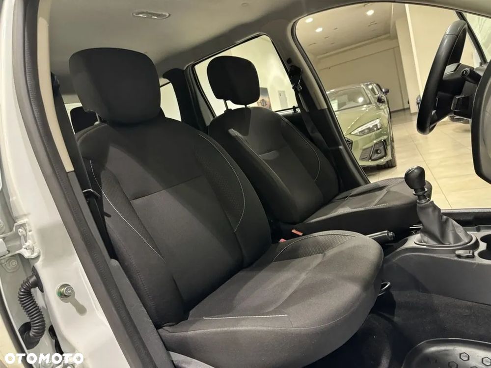 Dacia Duster 1.5 dCi Celebration - 35