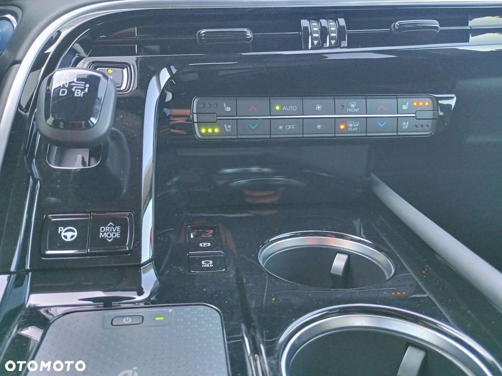 Toyota Mirai - 15