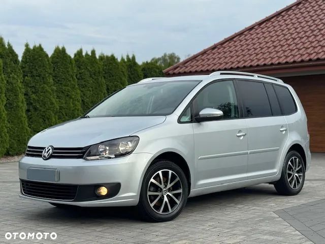 Volkswagen Touran - 1