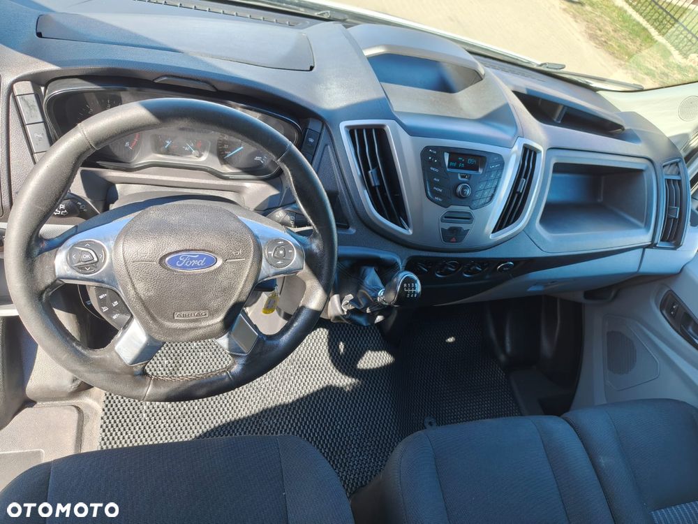 Ford Transit - 8