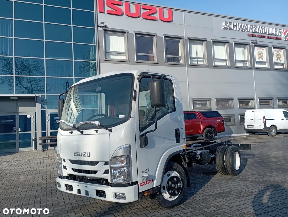 Isuzu M27F 3,0 TURBO - 1