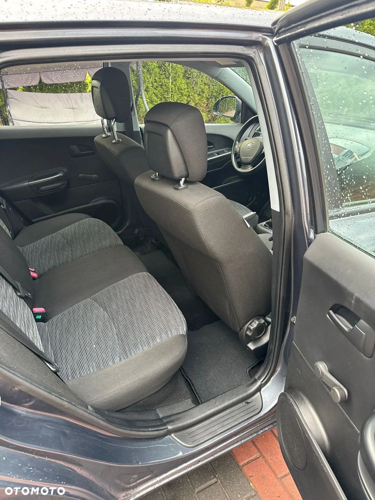 Kia Ceed - 19