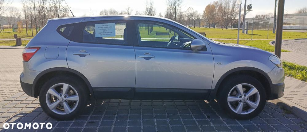 Nissan Qashqai 1.6 Tekna - 2