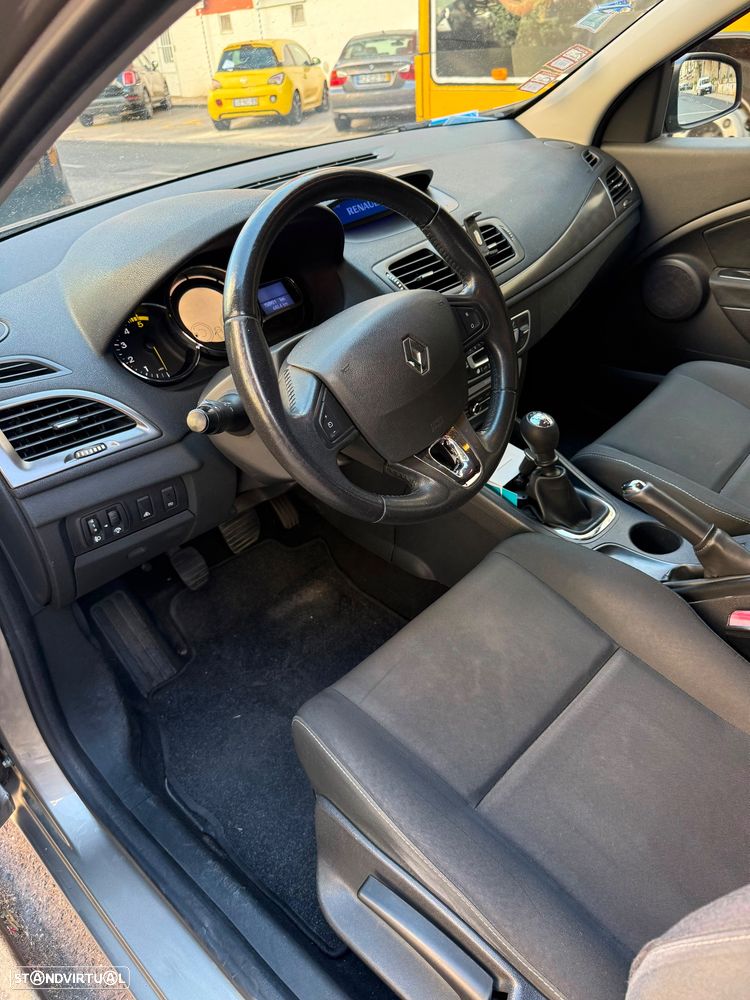 Renault Mégane - 16