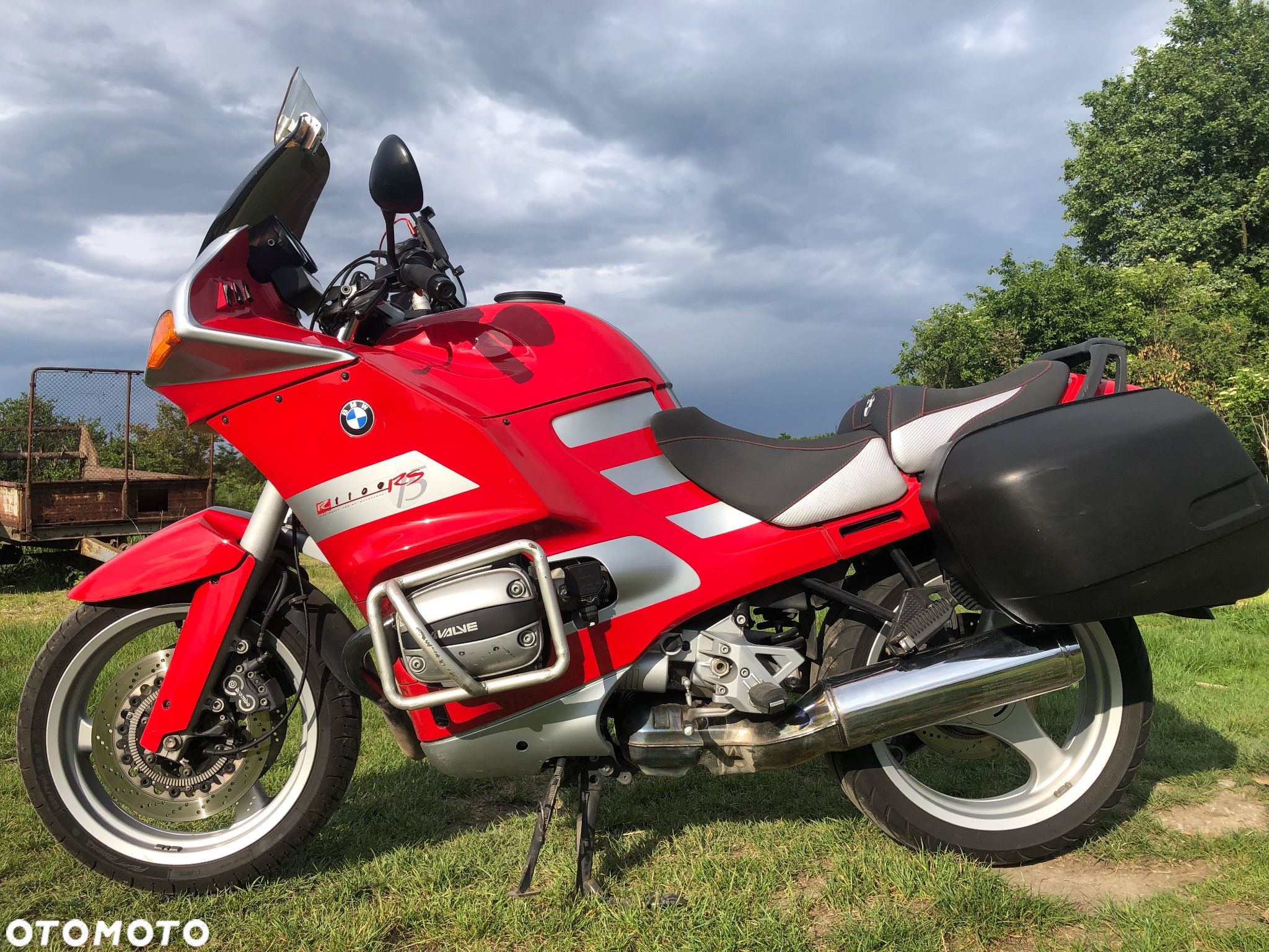 BMW R - 1