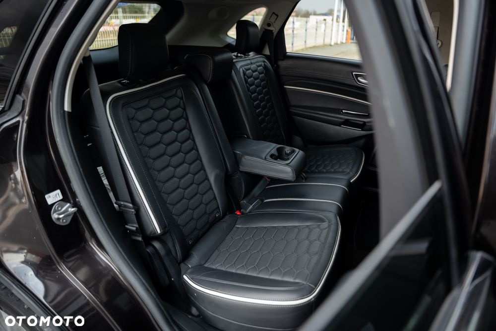 Ford Edge - 36
