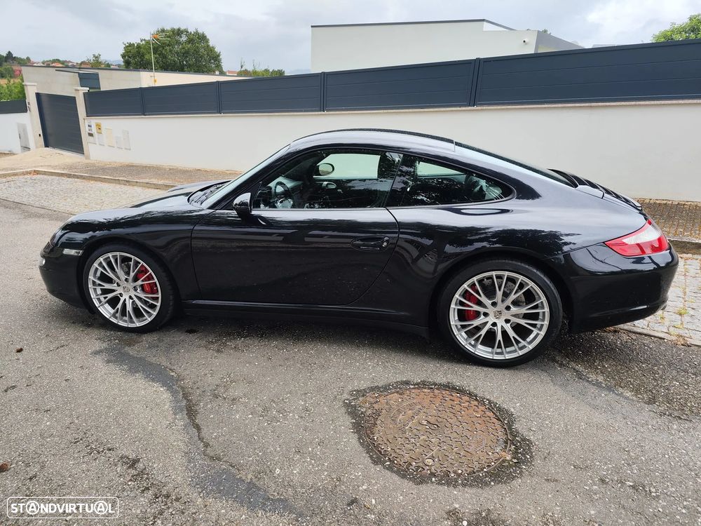 Porsche 911 (997) Carrera 4 S - 17