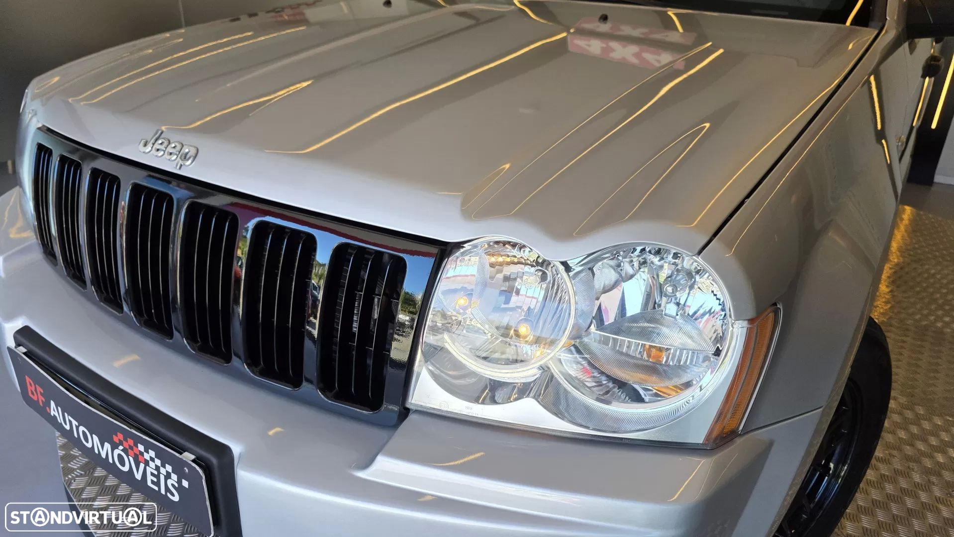 Jeep Grand Cherokee 3.0 CRD V6 Laredo - 23