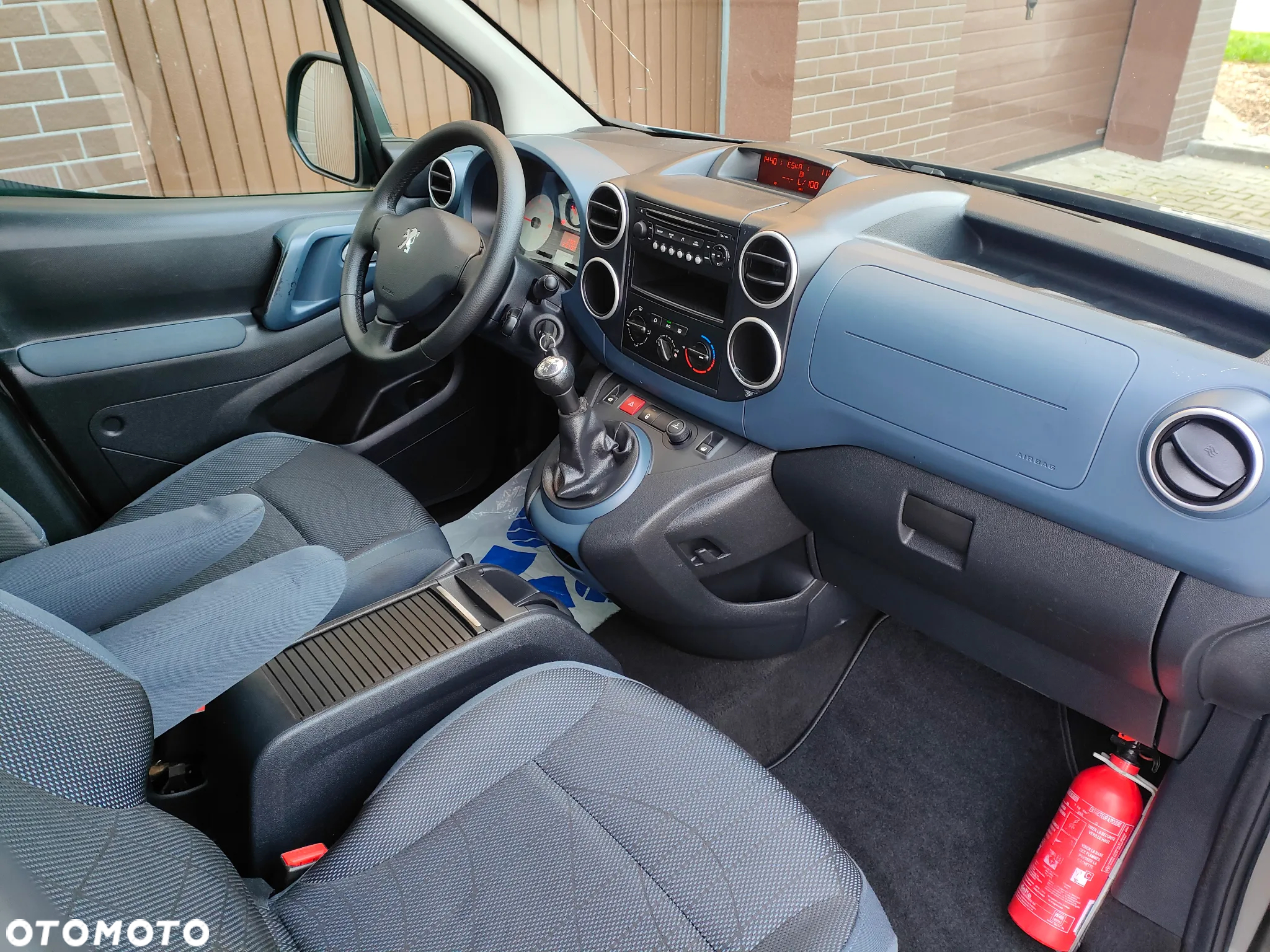 Peugeot Partner 1.6 HDi Outdoor 7os - 12