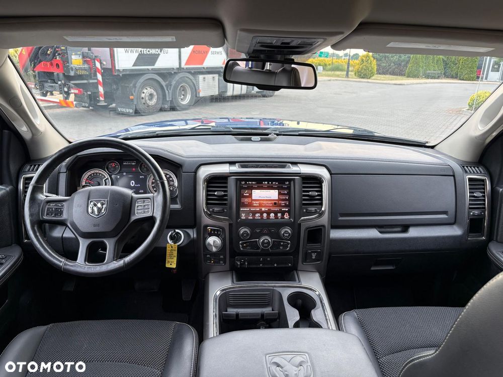 Dodge RAM - 10