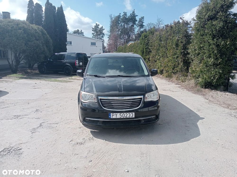 Chrysler Town & Country 3.6 Limited - 4