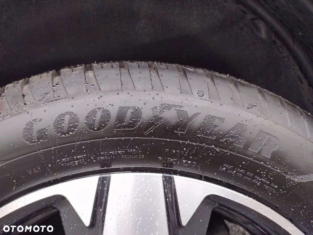 Peugeot 5008 1.5 BlueHDi GT S&S EAT8 - 13