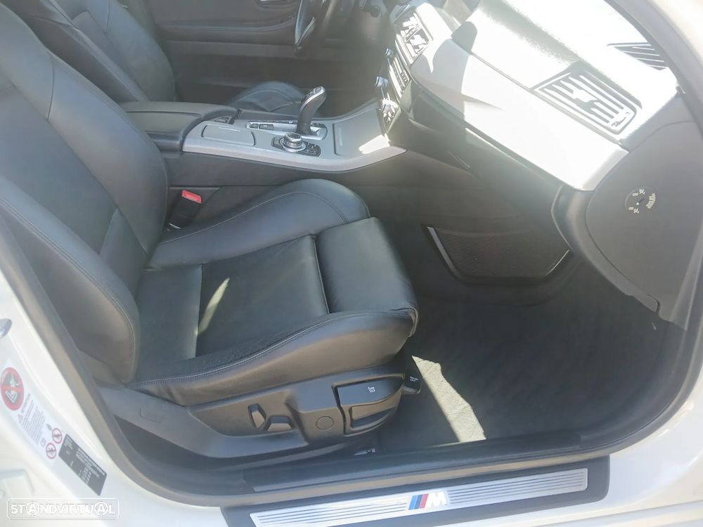 BMW 525 d Auto - 22