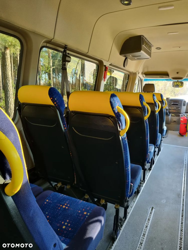 Volkswagen Crafter - 16