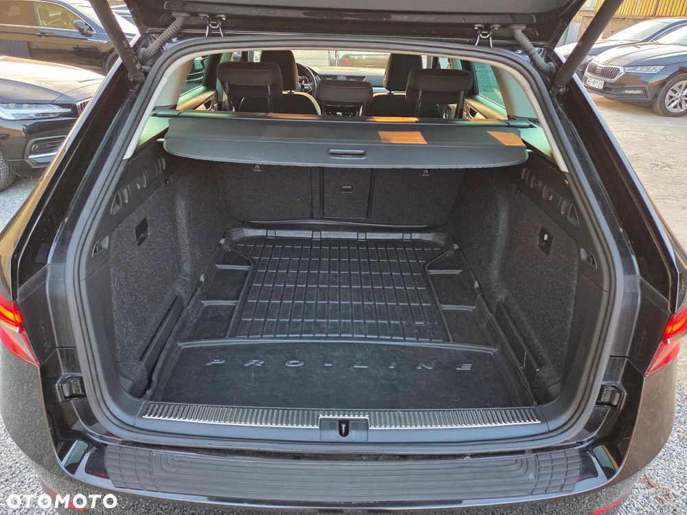 Skoda Superb 1.5 TSI Ambition DSG - 14