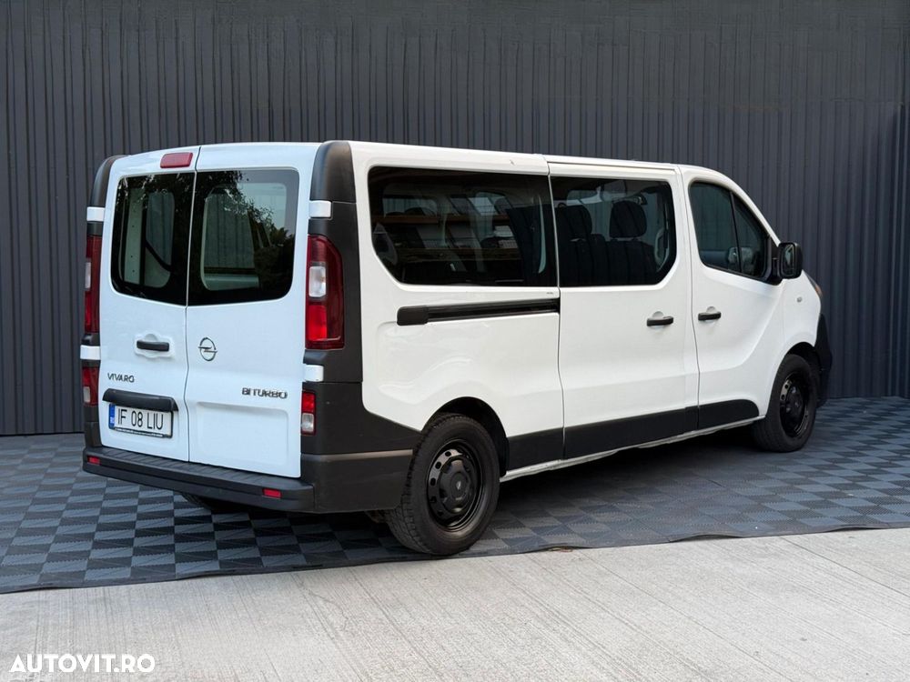 Opel Vivaro - 2