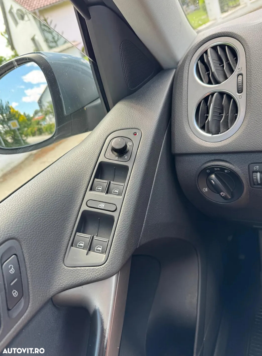 Volkswagen Tiguan 2.0 TDI 4Motion Trend & Fun - 10
