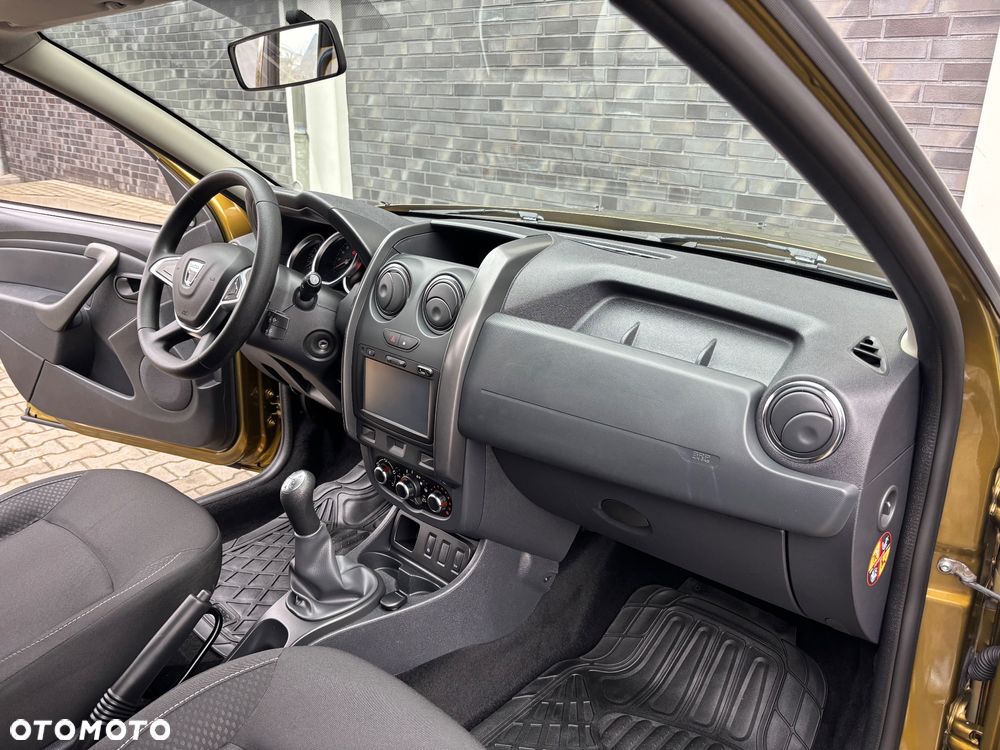 Dacia Duster 1.6 SCe Comfort - 30