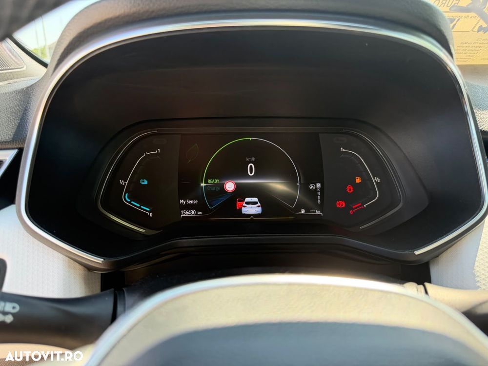 Renault Clio - 12
