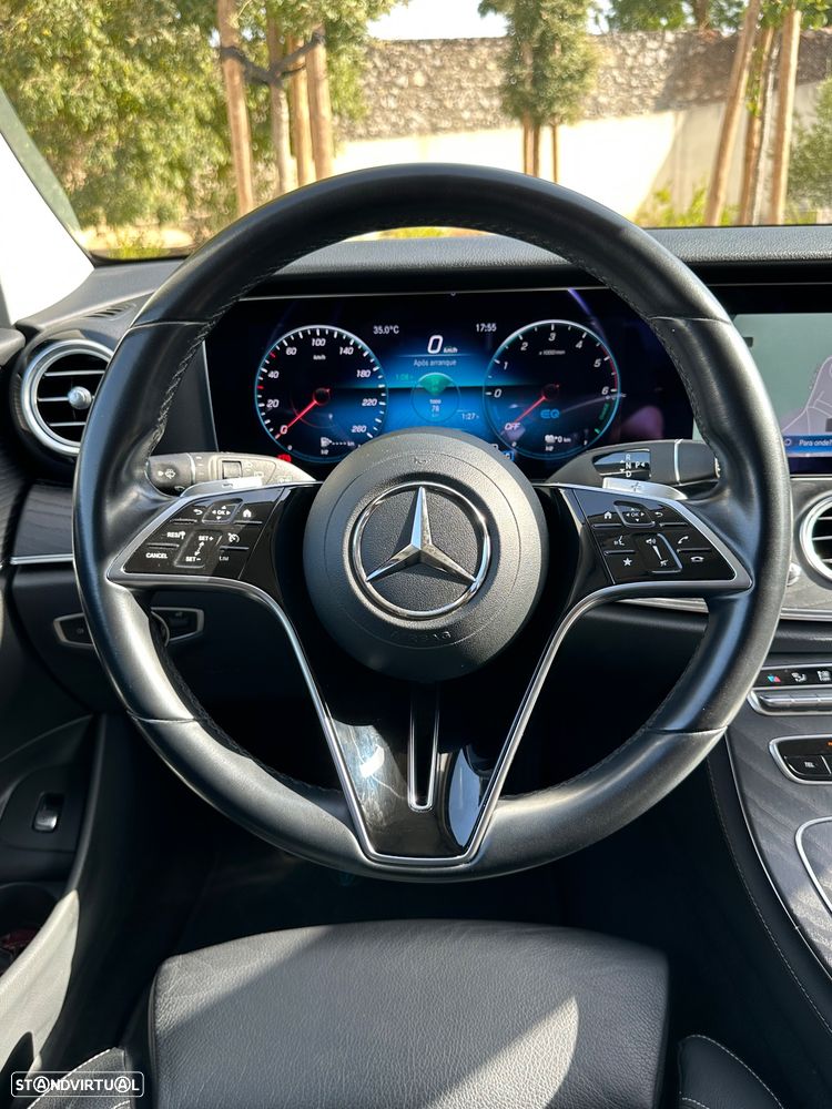 Mercedes-Benz E 300 de 4Matic T 9G-TRONIC - 24