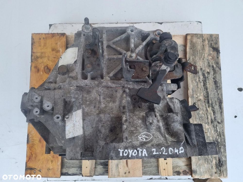 Toyota Corolla Verso II 2.2 D4D SKRZYNIA BIEGÓW manualna MANUAL - 2