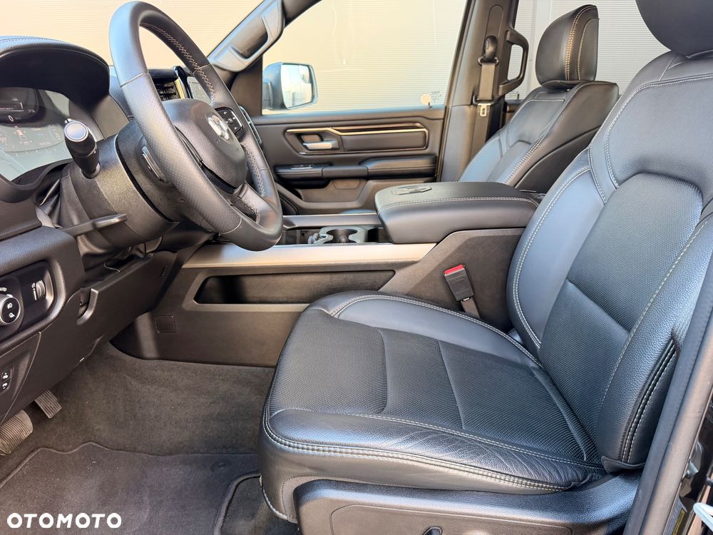 RAM 1500 Crew Cab Sport - 21
