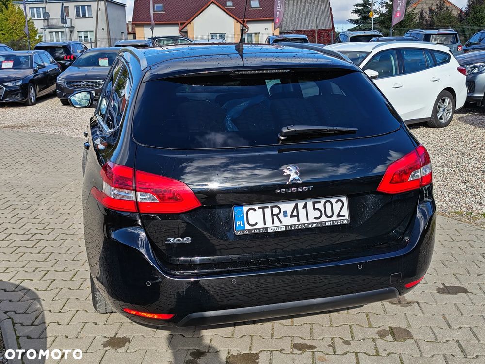 Peugeot 308 - 6