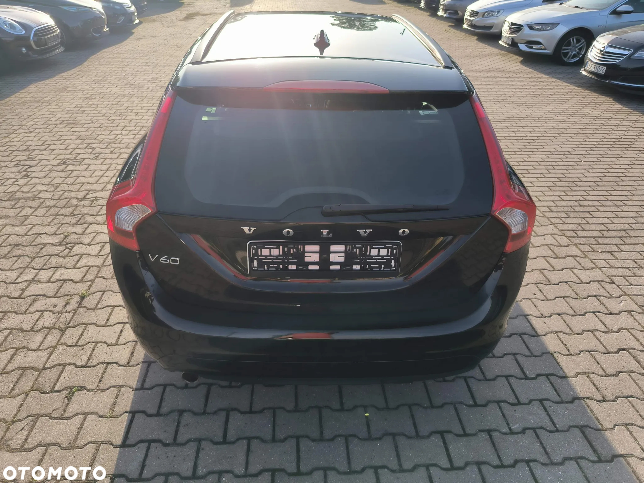 Volvo V60 D2 Drive-E Dynamic Edition (Kinetic) - 26
