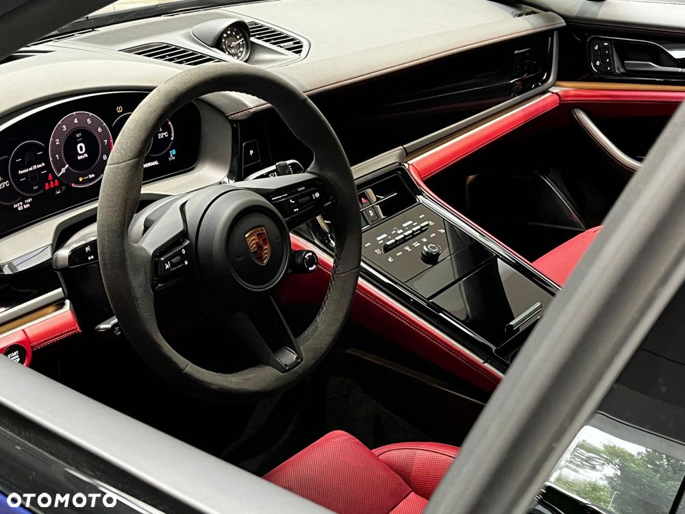 Porsche Panamera 4 - 5
