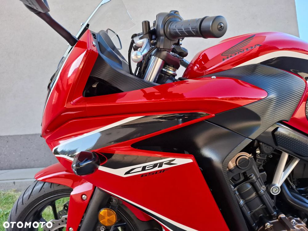 Honda CBR - 7