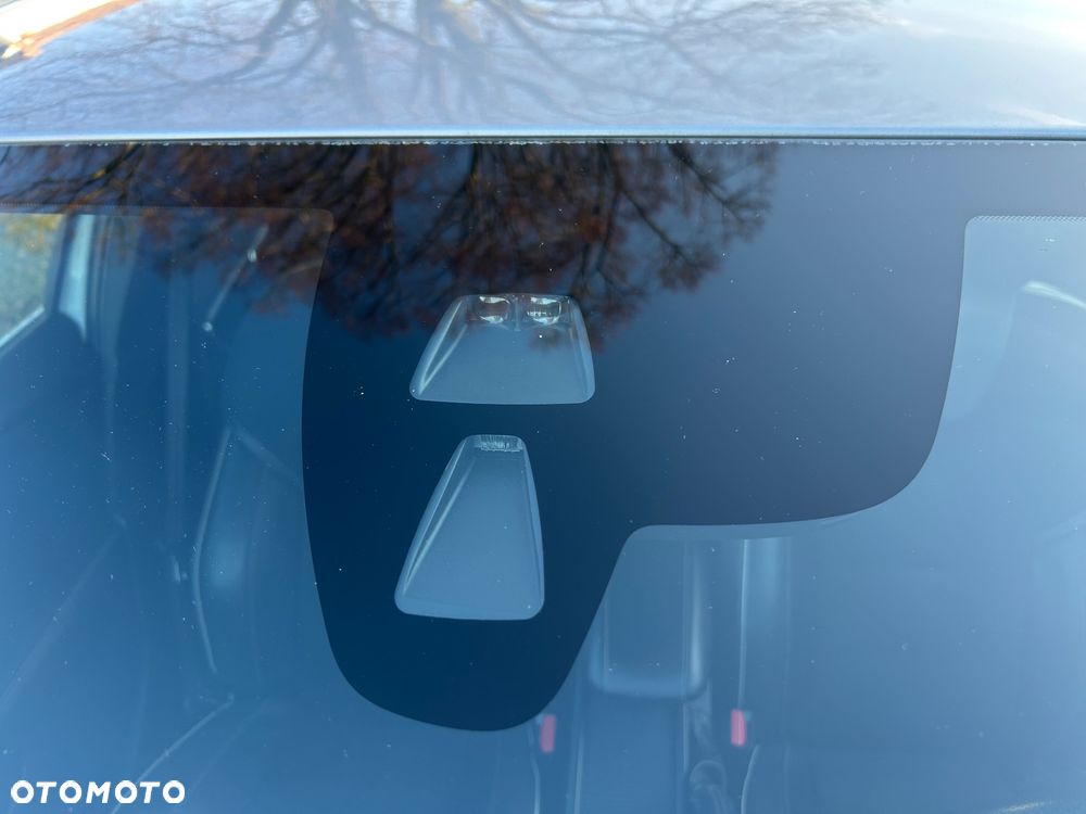 Volvo V40 D4 Drive-E R-Design Momentum - 21