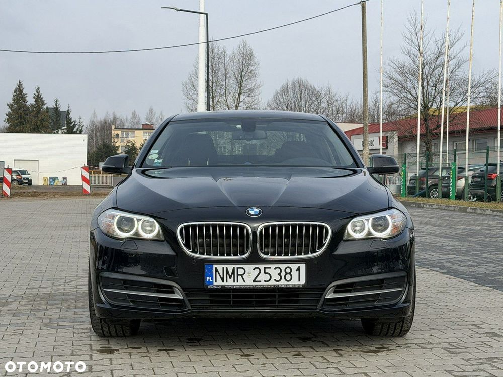 BMW Seria 5 525d Sport-Aut - 4