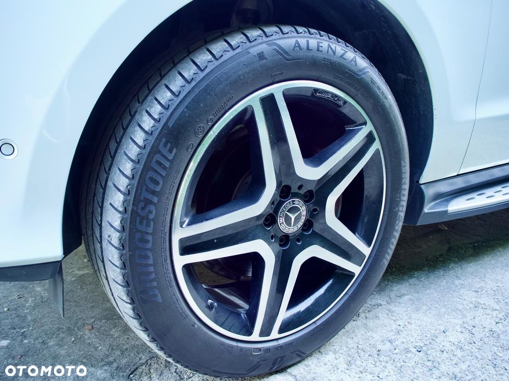 Mercedes-Benz GLE - 10
