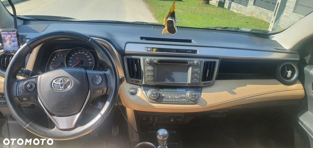 Toyota RAV4 2.0 D-4D Prestige - 8