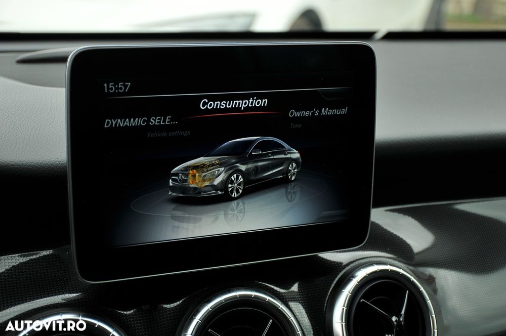 Mercedes-Benz CLA 180 7G-DCT - 21