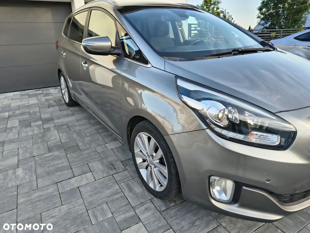 Kia Carens 1.7 CRDi 115 Fifa World Cup Edition - 11
