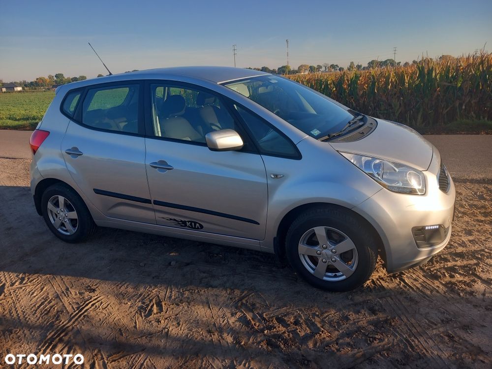 Kia Venga - 4