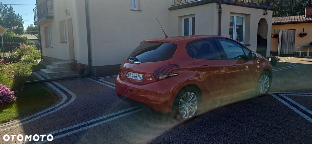 Peugeot 208 1.2 PureTech Allure - 7