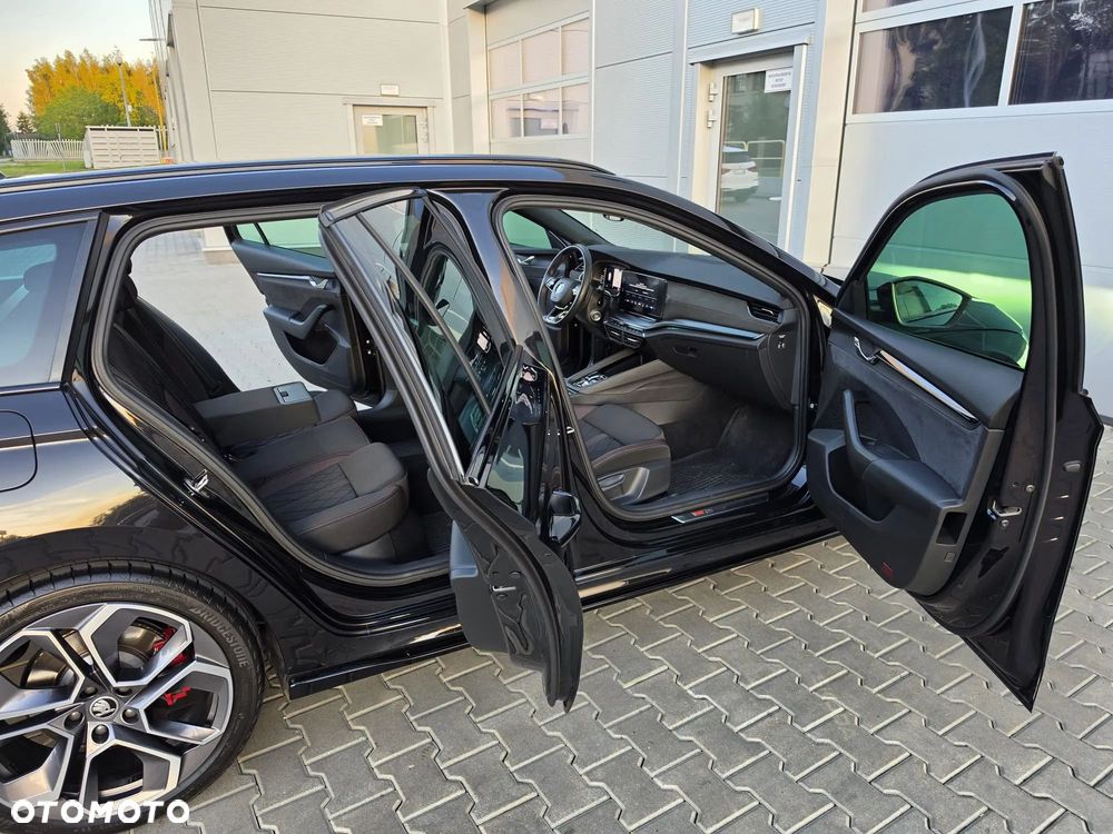 Skoda Octavia 2.0 TSI RS DSG - 36