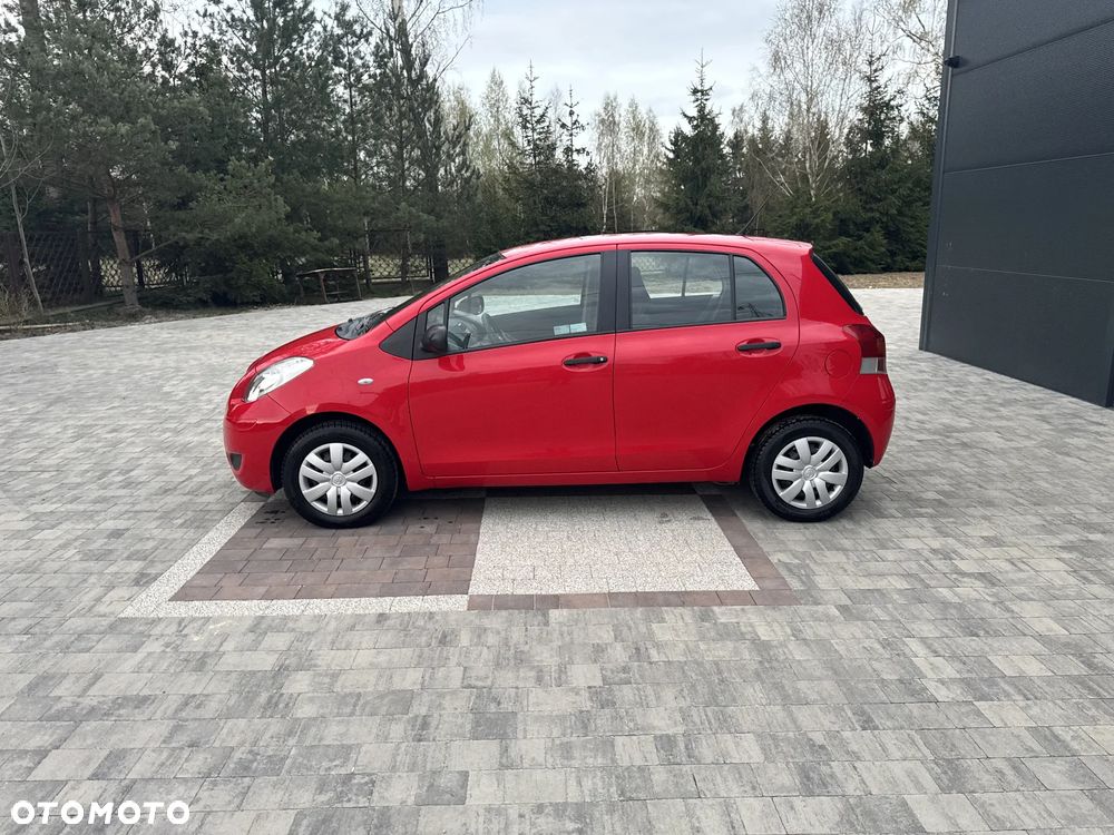 Toyota Yaris 1.0 Terra A/C - 2