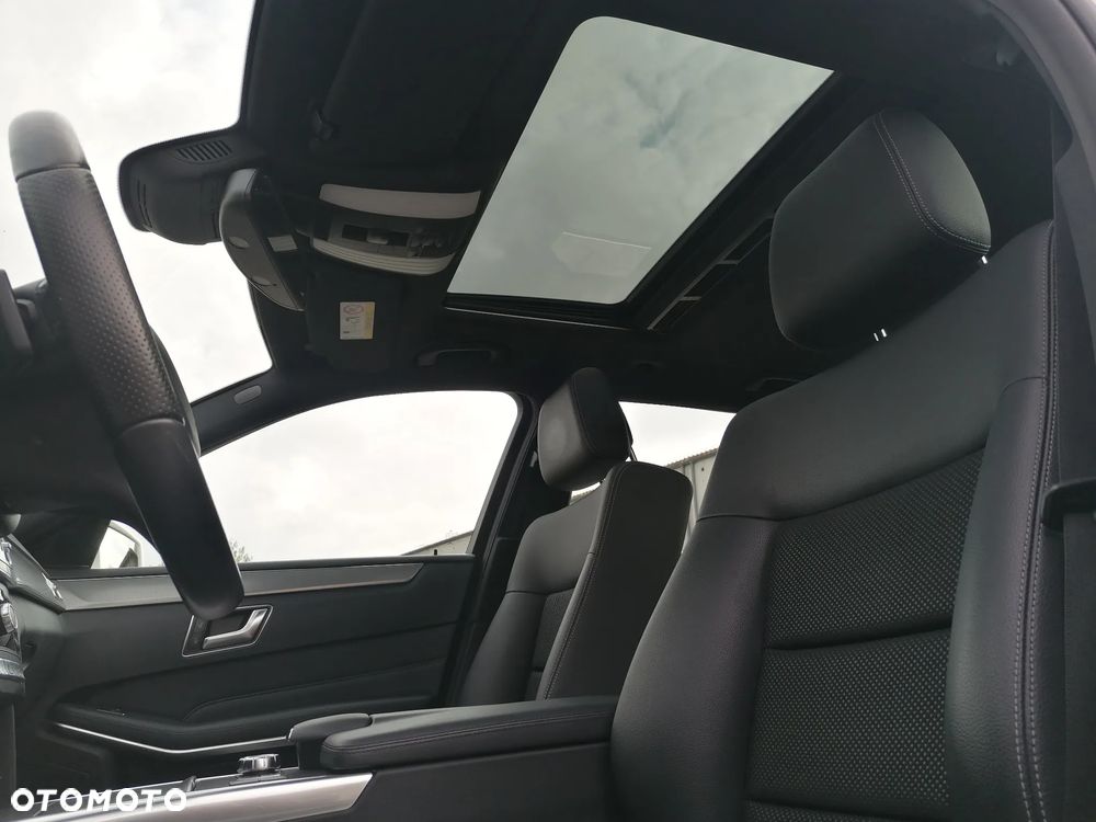 Mercedes-Benz Klasa E 200 T CDI DPF BlueEFFICIENCY 7G-TRONIC - 24